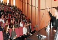 Ödüllü Şef Ömür Akkor Gaziantep Üniversitesi’ndeydi