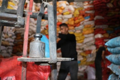 Odun satıcıları kara kara düşünüyor