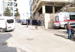 Oğlu öldü, anne yoğun bakımda