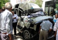 Öğrenci servisi, bir askeri araca çarptı