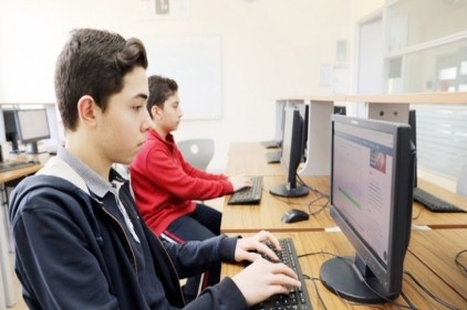 Öğrenciler, &#8216;2019 Dünya Internet Klavye Şampiyonası&#8217;nda dünya 1&#8217;inciliği ve 5&#8217;inciliği kazandı