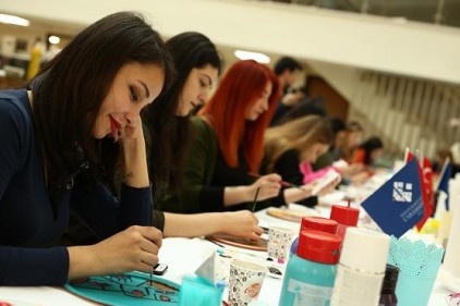 Öğrenciler bakıra kendi renklerini kattı