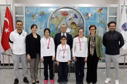 Öğrenciler, birincilik ve üçüncülük derecesi elde etti