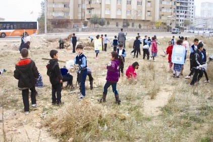 Öğrenciler çevre temizliği yaptı