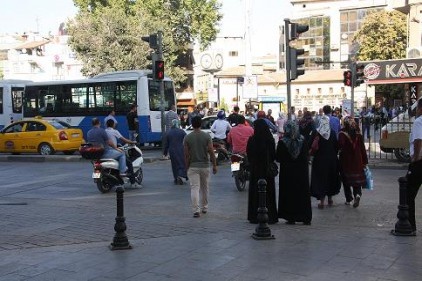 Öğrenciler hem kendilerinin hem de başkasının hayatını tehlikeye attılar