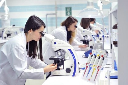 Öğrenciler, hocalarla birebir çalışma fırsatına sahip