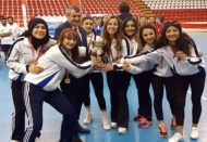 Öğrenciler, hokey müsabakalarında şampiyon oldu