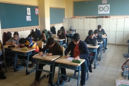 Öğrenciler, matematik bilgi ve seviyesini arttırmak için ter döktü