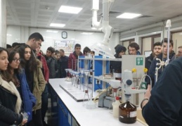 Öğrenciler meslekleri yakından tanıdılar