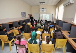 Öğrenciler, seminerlerin yaşamlarına önemli katkılar sağladığını ifade etti