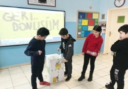 Öğrenciler, sıfır atık projesine destek veriyor