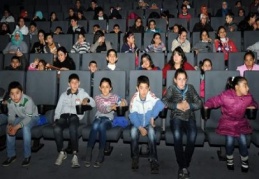 Öğrenciler sinemaya gitti