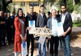 Öğrenciler teoride öğrendikleri bilgileri sistematik ve pratik olarak gösterdi