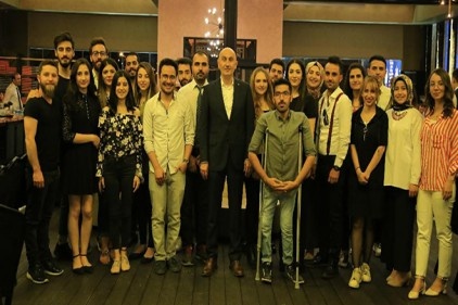 Öğrencilere Avrupa&#8217;nın kapıları aralanıyor