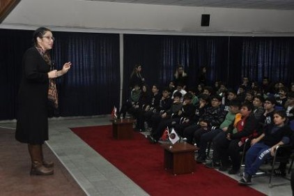 Öğrencilere diyabet anlatıldı