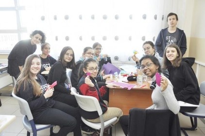 &#8220;Öğrencilerimizi topluma yararlı bireyler olarak yetiştiriyoruz&#8221; 