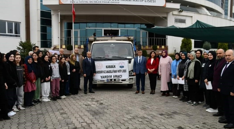 Öğrencilerin hazırladığı yardım kolileri Gaziantep'e gönderildi