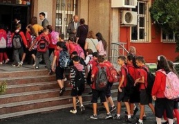 Öğrencilerin kıyafetini veliler belirleyecek