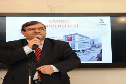 Öğrencilerle gelecek planlamaları üzerine önerilerde bulundu