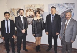 Öğretim görevlileri sergi açtı 