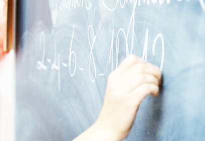 Öğretmenler, çocuklarının öğretmen olmasını istemiyor, maaşları hacizli, baskı altındalar