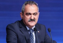 Öğretmenlerin zorunlu çalışma yükümlülükleri ertelendi