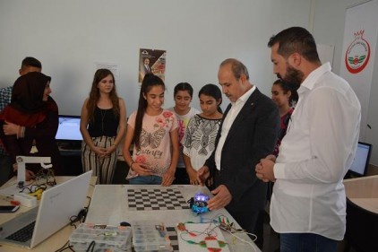 Oğuzeli Belediyesi ile çocuklar geleceği kodluyor 