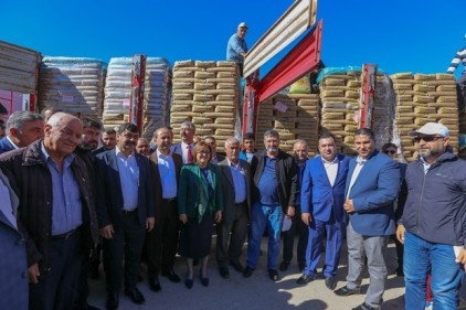 Oğuzeli çiftçisi de tohuma kavuştu