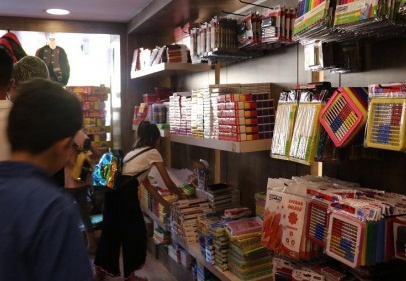 Okul alış-verişleri velilerin cebini yakıyor