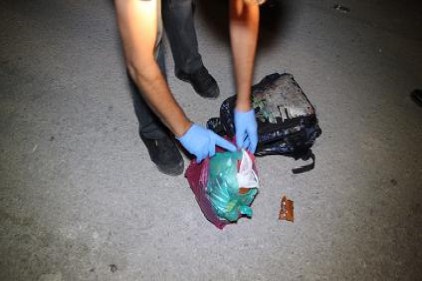 Okul çantası bomba paniğine neden oldu
