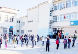 Okul kantinleri açıldı, aman dikkat!