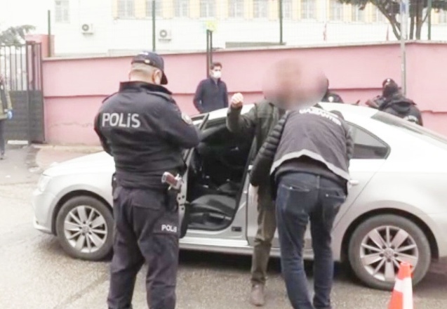 Okul önlerinde denetim yapılıyor