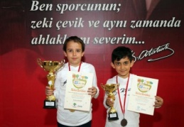 “Okul Sporları Satranç İl Birinciliği” il birincisi oldu