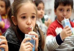 Okul sütü programına devam edilecek