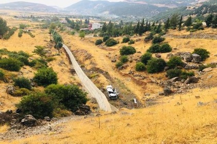 Okul yolunda feci kaza 
