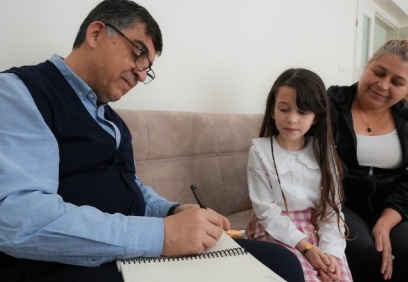 Okula oyun parkı yapıldı