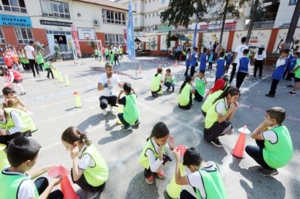 “Okulda şenlik var” projesi 182 bin öğrenciye ulaştı
