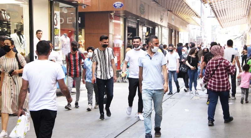 Okullar açılmadan mutlaka mavi kategoriye geçmeliyiz