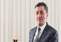 Okullara Nisan ve Kasım’da ara tatil getirildi