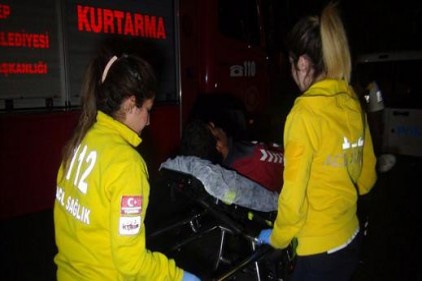 Okulun hoparlörünü çalacaktı 15 metreden yere çakıldı