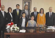 Okuluna spor salonu istedi 