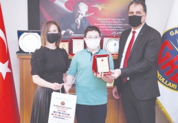 Okuma alışkanlığı, yaşam felsefesi haline getirilmeli