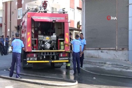 Okuma evinde yangın 