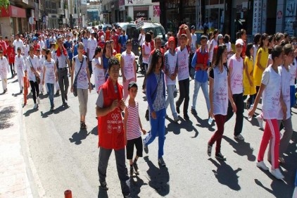 Olimpik günü yürüyüşü yapıldı 