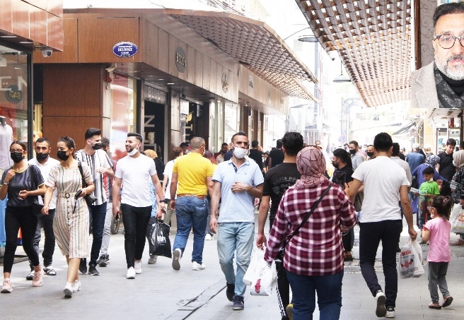 Omicron’un bulaşıcılığı ve öldürücülüğü çok yüksek