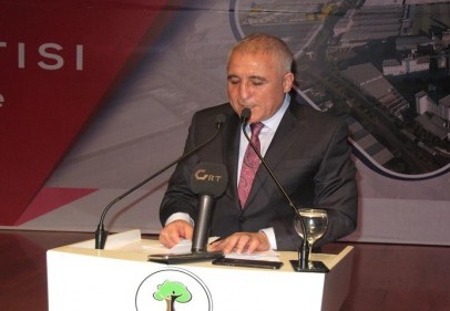 Omuzlarımıza yüklenen büyük sorumluluğun bilincindeyiz