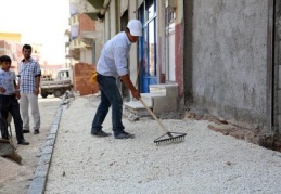 Onat Kutlar Mahallesi’ne kilit taşı döşeniyor