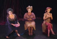 Onat Kutlar Sahnesi, ‘Kozalar’ ve ‘Kayıp El ‘oyunlarıyla sezona devam edecek