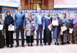 "Önce çocuklarımızı okuttuk şimdi de biz okumaya başladık" 
