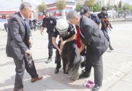Önce MHP'liler, sonra polis saldırdı